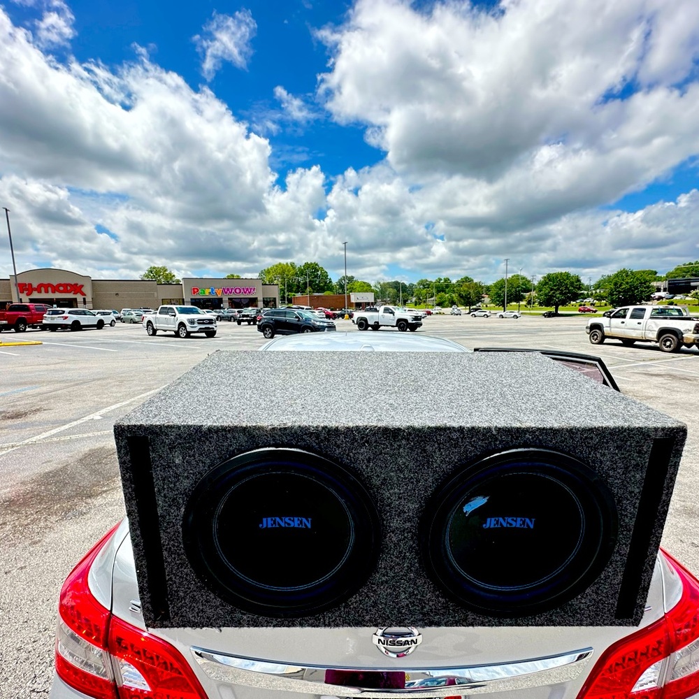Jensen Gray Dual Subwoofer System